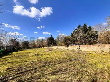Terreno · 1050m² · Venta Lote 1050 Mtrs2 del Viso Pilar Parquizado con Escritura