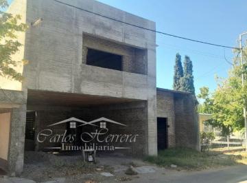 Casa de 1 ambiente, San Rafael · Oportunidad de Inversion en Construccion Casa 3 Dorm. Tres Baños San Rafael Mendoza