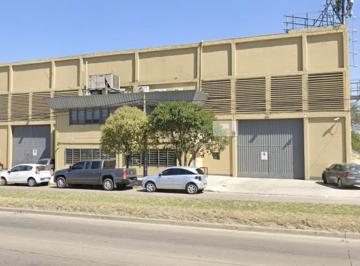 Bodega-Galpón · 1786m² · Importante Galpon Sobre Av Champagnat - 1800 m²