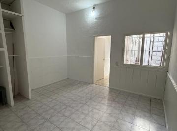 PH · 35m² · 1 Ambiente · Monoambiente con Patio y Terraza