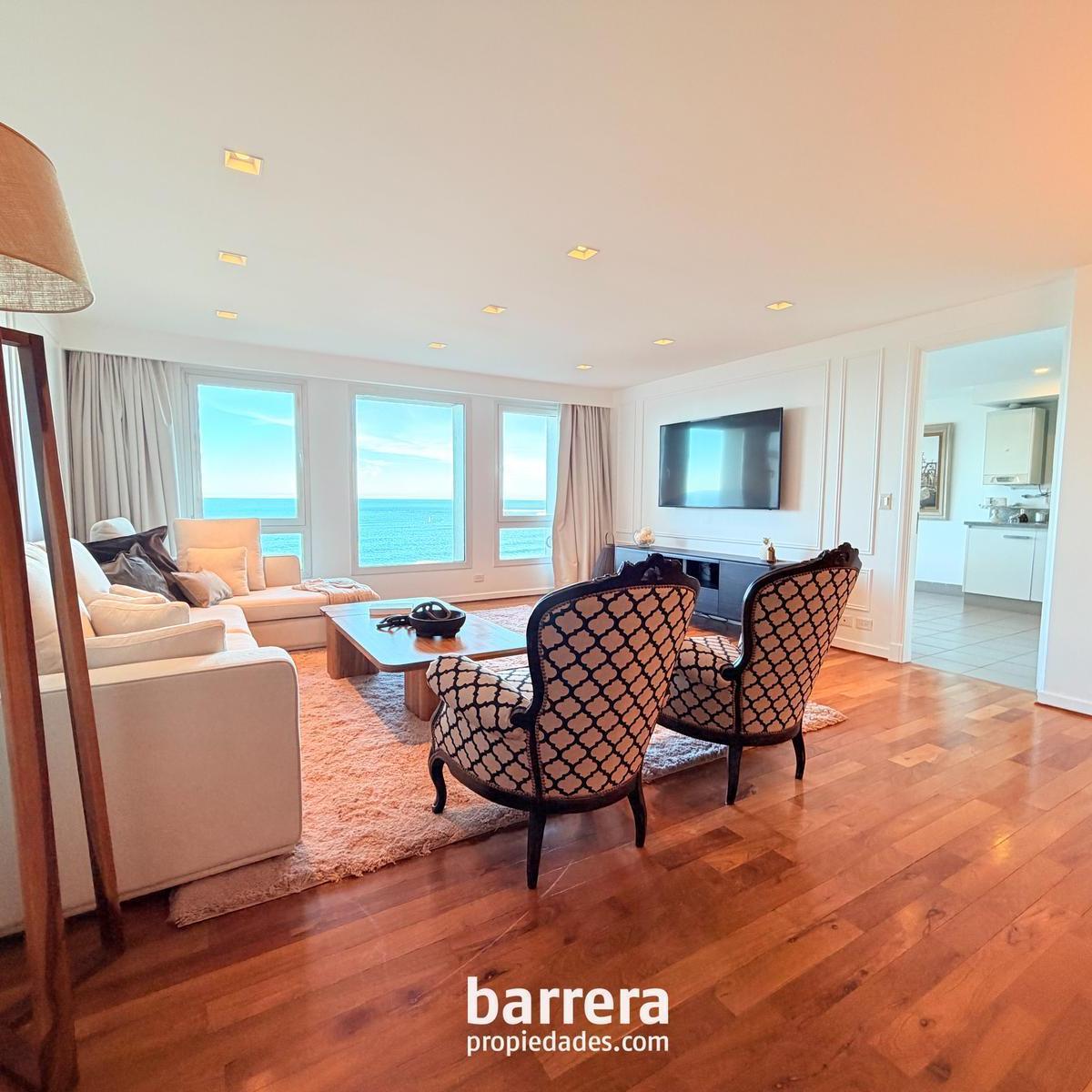 Depto 3 amb, 141m² con cochera y vista al mar — Playa Grande