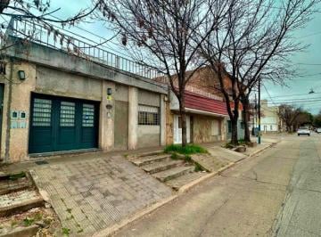 Casa de 4 ambientes, Rosario · Casa de 3 Dorm. con Garage en Venta