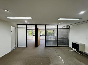 Oficina comercial · 150m² · 5 Ambientes · 1 Cochera · Oficina en Venta y Alquiler