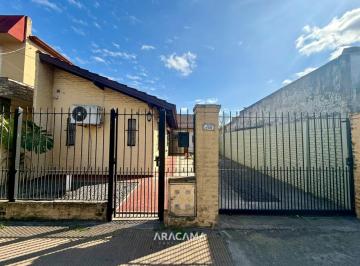 Casa · 98m² · 3 Ambientes · 1 Cochera · Casa en Venta en Monte Grande