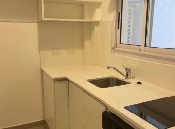 Departamento de 2 ambientes, Recoleta · Junín y Juncal - Dos Ambientes con Patio