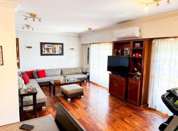 Departamento · 120m² · 4 Ambientes · 1 Cochera · Alquiler Piso 4 Ambientes con Cochera en Quilmes
