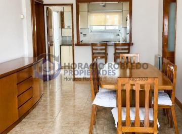 Departamento · 88m² · 3 Ambientes · 1 Cochera · Impecable 3 Amb. Reciclado con Balcon Al Frente y Ammpli Cochera Cubierta