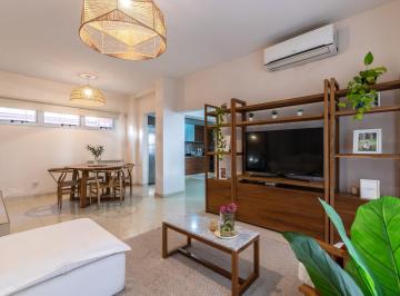 Casa · 140m² · 5 Ambientes · 1 Cochera · Venta Casa 3 Dorm. con Patio y Cochera España y Hospitales