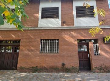Casa · 214m² · 5 Ambientes · 2 Cocheras · Venta Casa 5 Amb. P. Avellaneda Cochera Quincho
