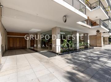 Departamento · 300m² · 5 Ambientes · 2 Cocheras · Departamento en Palermo Chico