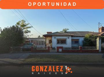 Casa · 120m² · 4 Ambientes · 1 Cochera · Casa en Ciudad Evita - 4 Ambientes