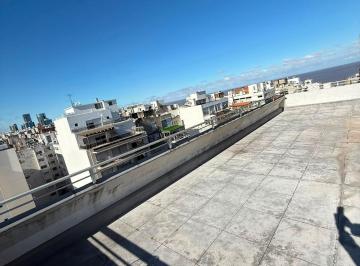 Departamento · 27m² · 2 Ambientes · Alquiler Apartamento 1 Dorm. con Terraza Pocitos