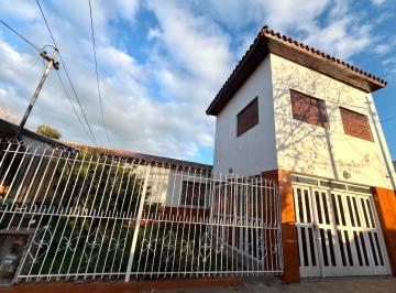 Casa · 224m² · 6 Ambientes · Casa 6 Abientes en Venta Hudson Barrio Maritimo