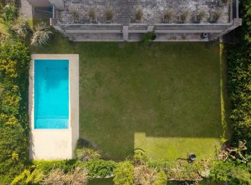 Casa de 8 ambientes, Tigre · Casa de Categoria en Talar del Lago 1 - Lote de 940 m² / 390 m² / Pileta / Posibilidad de 4 Cuartos.