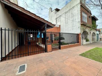 Casa · 150m² · 3 Ambientes · 1 Cochera · Casa 3 Ambientes / Garage y Jardín