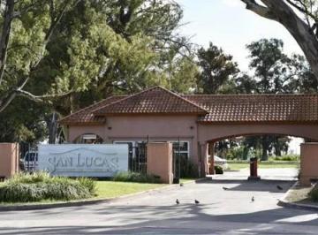 Terreno · 800m² · Venta de Hermoso Lote, Excelente Ubicación. 800 m². Barrio San Lucas, Canning.