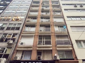 Departamento de 1 ambiente, Recoleta · Amplio Monoambiente en Piso Alto