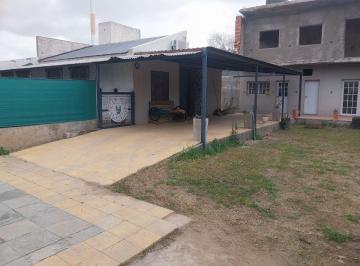 Casa de 3 ambientes, Córdoba · Casa en Alquiler – 2 Dorm. - Zona Norte