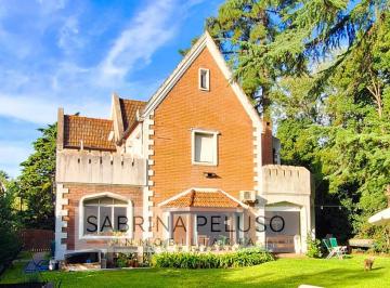 Casa · 180m² · 5 Ambientes · 4 Cocheras · Venta Casa Barrio Cerrado El Casco de Moreno