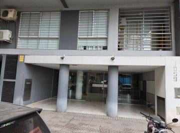 Departamento de 1 ambiente, Villa Ortuzar · Chorroarin y Caldas - un Ambiente Dividido en Dos - Interno con Balcon - Impecable