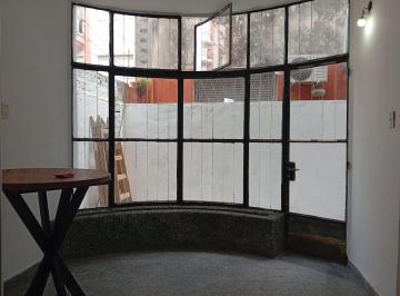 Departamento de 3 ambientes, General San Martín · Departamento 2 Ambientes con 2 Patios y Galería en San Martín - 90 m² Totales