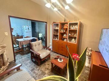 PH · 101m² · 5 Ambientes · 1 Cochera · Venta PH Lanus 5 Amb Cocheras