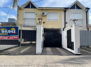 Departamento · 70m² · 4 Ambientes · 1 Cochera · Duplex Al Fte 4 Amb C Garage en Villa Luzuriaga