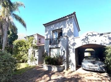 Casa de 5 ambientes, Pilar · Casa en Alquiler 4 Dorm.