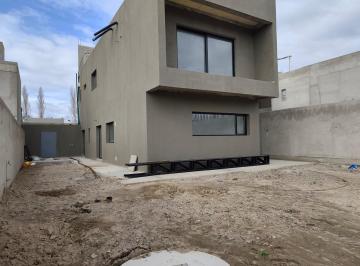 Casa · 188m² · 2 Dormitorios · Casa a Estrenar 2 Dorm
