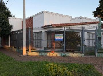 Casa de 1 ambiente, Santo Tomé · Casa en Alquiler - 2 Dorm. - Santo Tomé