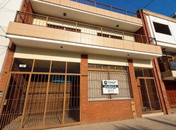 PH · 40m² · 2 Ambientes · 1 Cochera · Alquiler PH de 2 Ambientes en Wilde Centro. Opcional Cochera