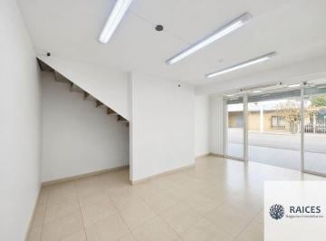 Local comercial de 2 ambientes, Neuquén · Alquiler Local Comercial Sobre Calle San Martin Al 2100 - Neuquén