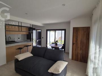 Casa · 90m² · 4 Ambientes · 1 Cochera · Casa en Venta 4 Ambientes en Ituzaingó