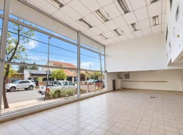 Local comercial de 4 ambientes, Neuquén · Local Comercial de + 350 m² Cubiertos - Calle San Martin - Neuquén