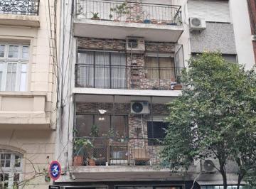 Departamento de 4 ambientes, Recoleta · Muy Luminoso, 4° Piso Al Frente con Balcón