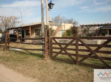 Casa de 5 ambientes, San Vicente · Venta en Block de Dos Casas en Domselaar