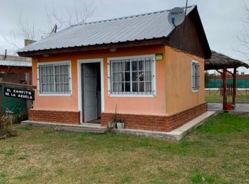 Casa de 2 ambientes, San Vicente · Casa en Venta con Quincho y Pileta en Domselaar, San Vicente