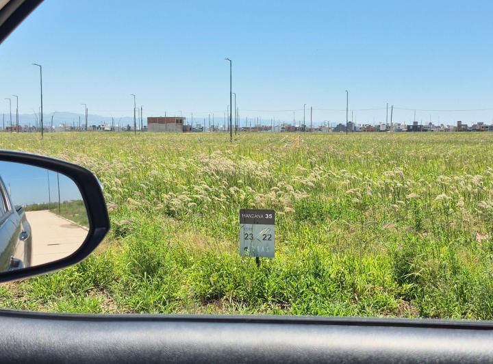 Terreno · 250m²