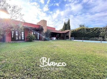 Casa · 300m² · 5 Ambientes · 2 Cocheras · Casa en Alq. Temporario en Haras Santa Marìa, Escobar, G. B. a. Zona Norte