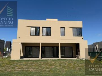 Casa · 180m² · 4 Ambientes · Casa en Venta Barrio Lagos de San Eliseo Canning