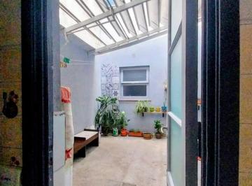 Departamento · 36m² · 2 Ambientes · Departamento en Venta - 1 Dormitorio 1 Baño - 50 m - Floresta