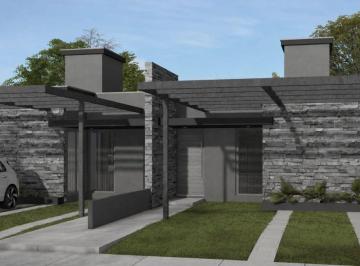 Casa de 3 ambientes, Maipú · Casa en Venta de 2 Dorm. C/ Cochera en Coquimbito