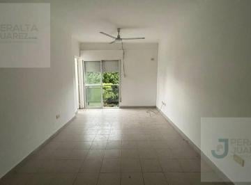 Departamento · 46m² · 3 Ambientes · 1 Cochera · Departamento en Alquiler