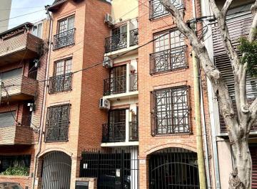 Departamento de 2 ambientes, Vicente López · Moderno Depto de 2 Amb. Muy Luminoso. Ubicado a 4 Cuadras de Estacion V. López. Aire Acondicionado