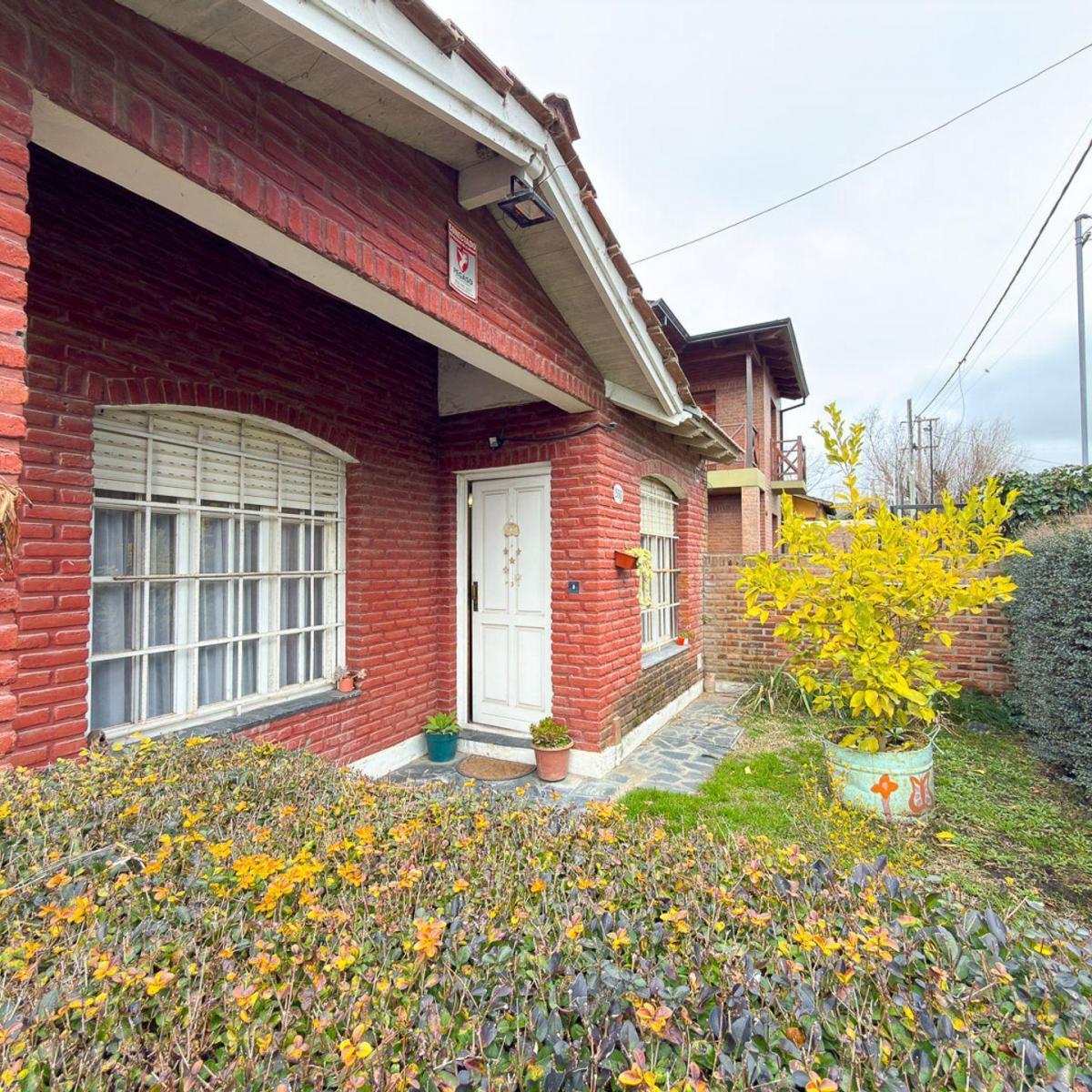 Casa en venta zona Don Bosco 3 dormitorios