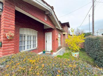 Casa · 150m² · 5 Ambientes · Casa Zona Don Bosco. 3 Dorm.