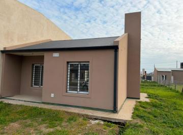 Casa · 60m² · 3 Ambientes · 2 Cocheras · Casa Covilu Barrio San Juan de Dios