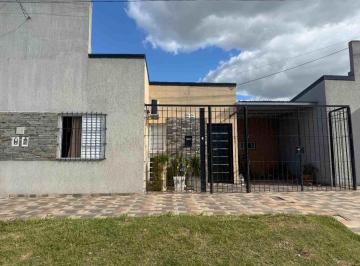 Departamento · 48m² · 3 Ambientes · 1 Cochera · Venta/departamento/ph/2 Dorm./patio/cochera