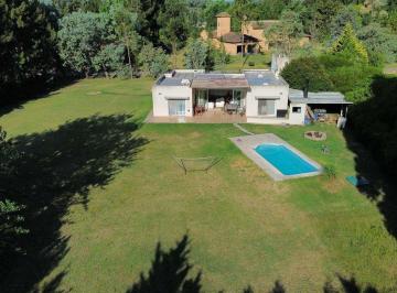 Casa · 133m² · 4 Ambientes · 2 Cocheras · Casa Venta Brandsen Campos de Roca 3 Dormitorio