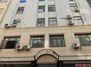 Departamento · 93m² · 4 Ambientes · Departamento a Reciclar | Apto Profesional | Centro - San Nicolas